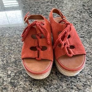 Worn twice stylish platform sandals